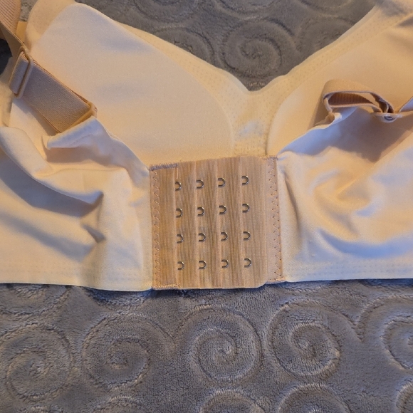 Women's Seamless Bra Set - Black, Cream, Gray - Picture 6 of 9